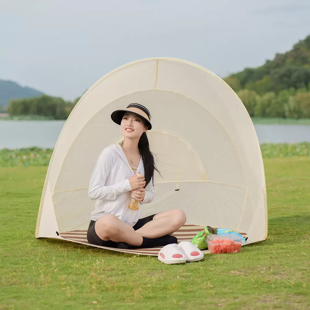 เต็นท์พับกลางแจ้ง